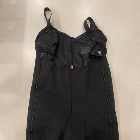 Design Veronique Compression Body Recovery Kit - Large - Picture 4 of 7